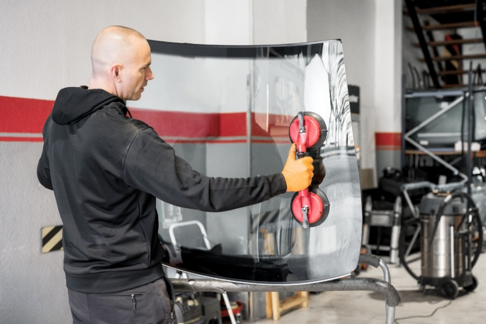 Services Low Price Auto Glass